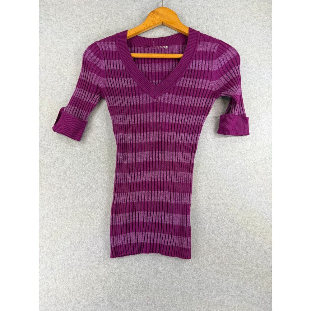No Boundaries Women’s Small Purple Striped Ribbed V-Neck Sweater Top 3580